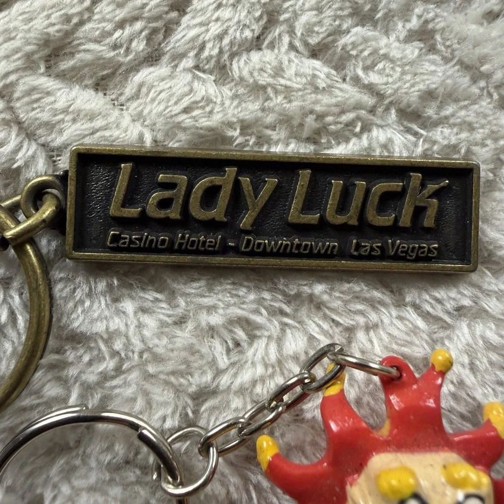 Vintage Las Vegas Lady‎ Luck Casino Mad Money Clown Keychain Fob Souvenir Nevada